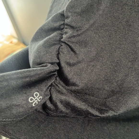 SHAMBHALA XL Sports Top - Picture 2 of 6